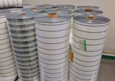 منتجات الألومنيوم ومواد الـ«PVC» 