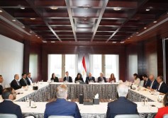 وزير الخارجية يلتقي الشركات وصناديق الاستثمار البريطانية