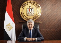 شريف فتحي وزير السياحة والآثار