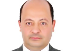 علي عزب