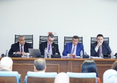 وزير التخطيط أمام خطة النواب 
