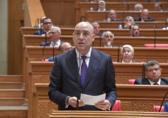 عاصم الجزار وكيل مجلس النواب