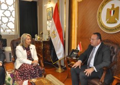 وزير التعليم العالي يبحث آليات التعاون الأكاديمي المشترك بين الجانب المصري وجامعات بريطانية