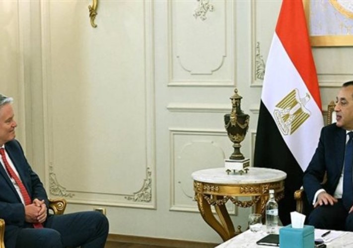 رئيس الوزراء وسكرتير منظمة التعاون