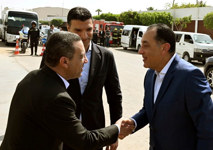 رئيس الوزراء يبدأ جولة موسعة لافتتاح وتفقد عدد من المصانع في مدينتي السادات وأكتوبر