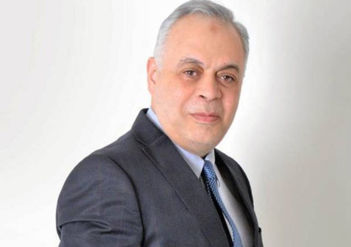 نقيب الممثلين أشرف زكي