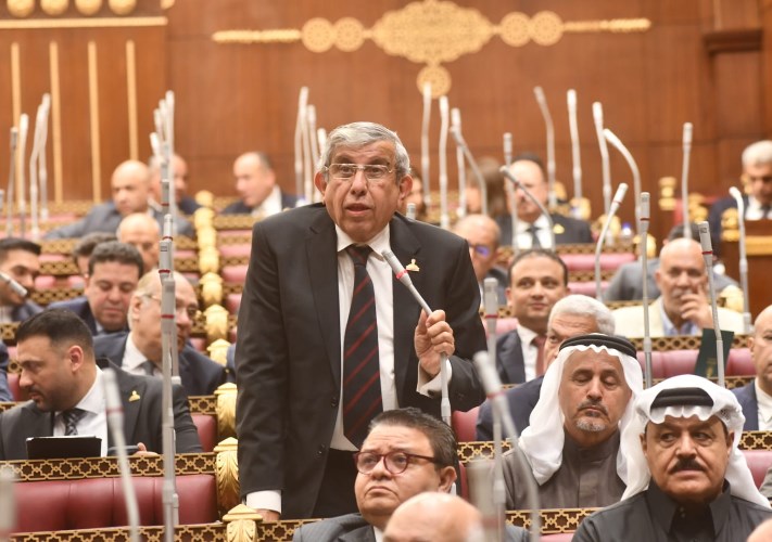 برلماني يطالب بتعديلات تمنح مجلس الشيوخ صلاحيات أوسع في التشريع والرقابة