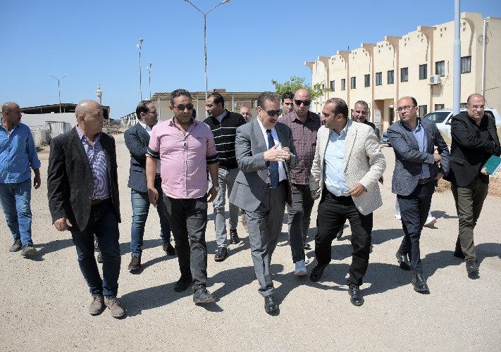 محافظ بورسعيد يتفقد مشروع الماشيه