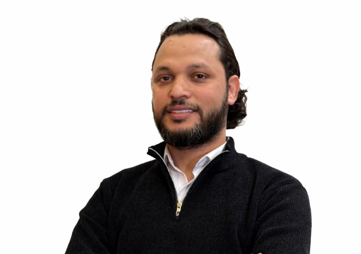 الدكتور أحمد فرازة