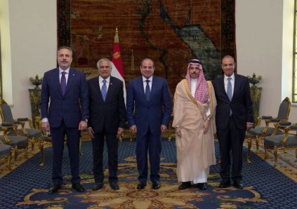 الرئيس السيسي يستقبل وزراء خارجية مصر والسعودية وباكستان وتركيا لبحث تطورات إقليمية