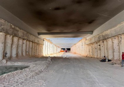  تكثيف أعمال حفر وتنفيذ نفق بوغاز نيو مارينا