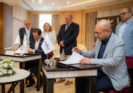 «دارك جروب» تتعاقد مع «أزور للضيافة» لإدارة وتشغيل مشروعين بالساحل الشمالي