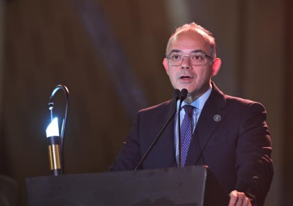 وزير الاستثمار 