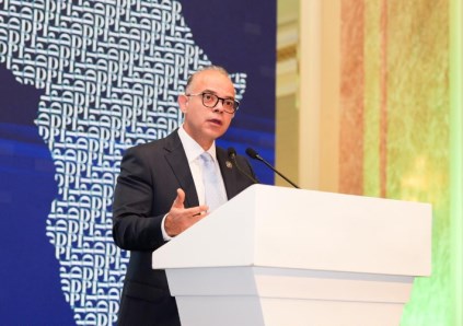 وزير الاستثمار 