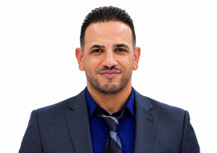 يوسف مصطفي دالة