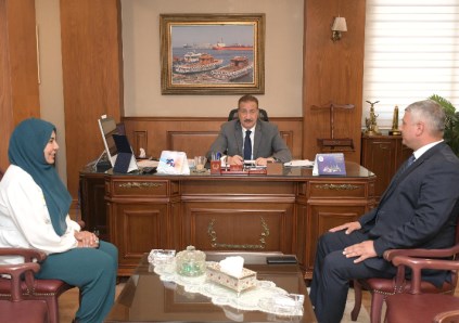 محافظ بورسعيد يستقبل العضو المنتدب لشركة مصر للاسمنت