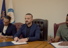  شركة "ديب ميتالز للمعادن" 