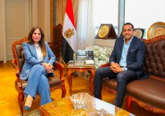 وزيرة الإسكان تبحث مع «عقارات النيل» آليات جديدة لتصدير العقار المصري