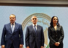 وزيرا العدل والتضامن ومحافظ البنك المركزي