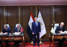 وزير العدل يحضر توقيع بروتوكولات