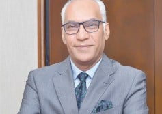 محمد حسن العضو المنتدب لشركة قناة السويس 