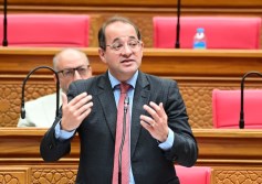 وزير المالية 