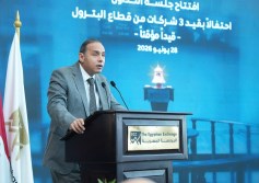 الدكتور إسلام عزام