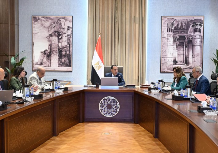 مدبولي خلال اجتماع البوم لمتابعة موقف تعديلات قانون التصالح