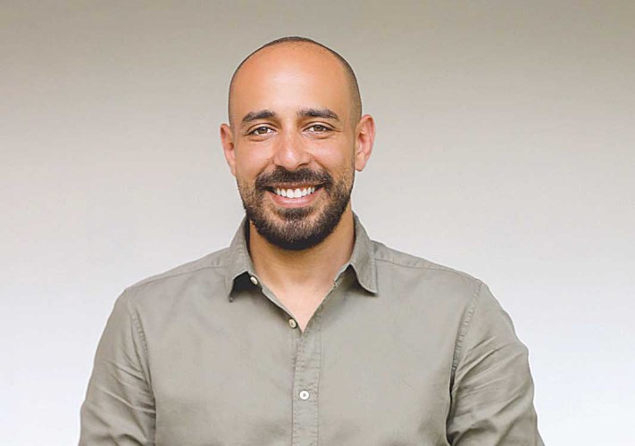  أحمد عاطف شركة كنز لخدمات التجارة الإلكترونية