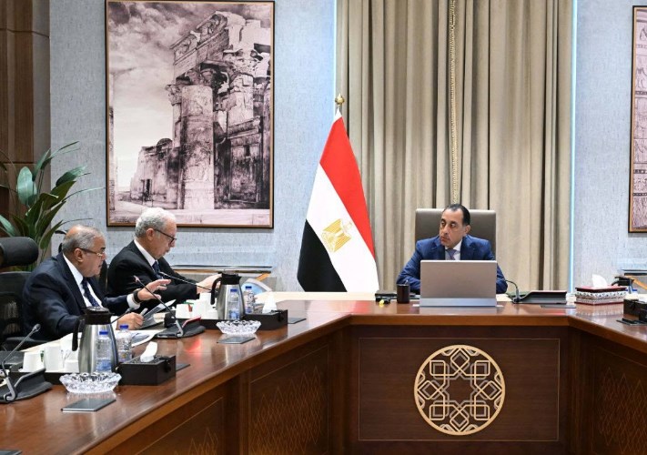عقد الدكتور مصطفى مدبولي، رئيس مجلس الوزراء، اجتماعًا اليوم؛ لمتابعة جهود تنفيذ خطة إعادة هيكلة وحوكمة الشركات المملوكة للدولة