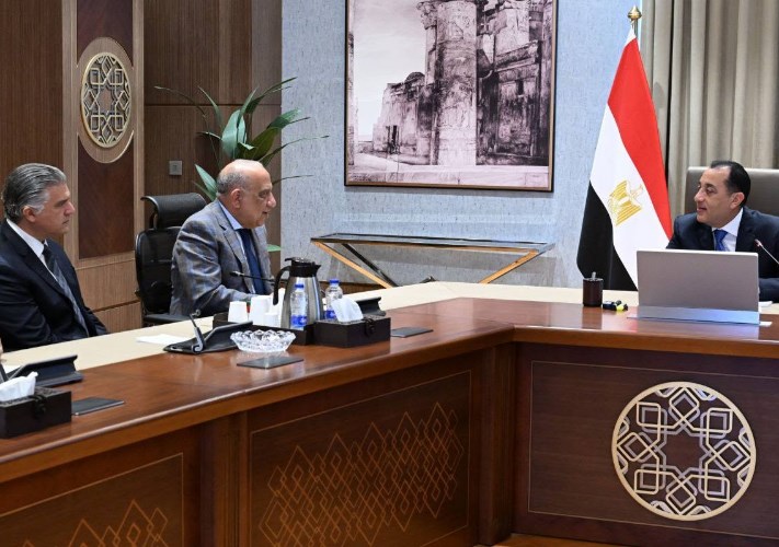 تابع اليوم الدكتور مصطفى مدبولي، رئيس مجلس الوزراء، مستجدات الموقف التنفيذي لمشروعات الطاقة الجديدة والمتجددة