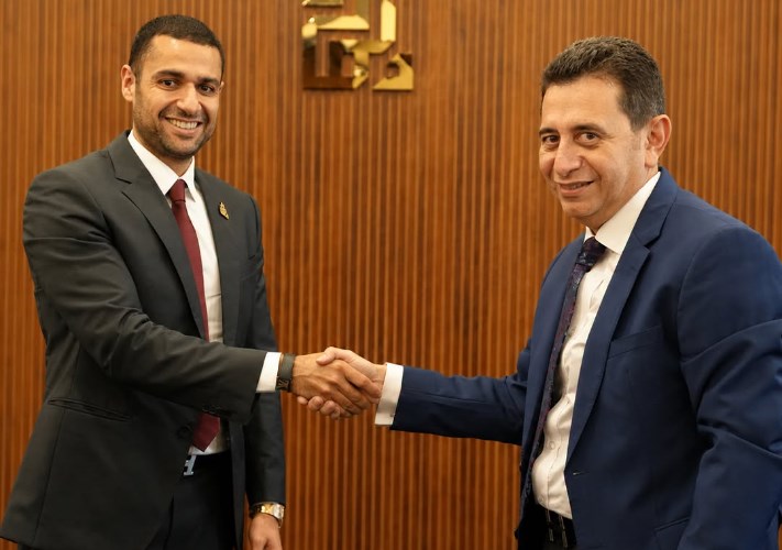 أعلنت مجموعة الخناجري للصناعات المغذية للسيارات وشركة دلمار أوتوموتيف، التابعة لمجموعة دلمار الصناعية، توقيع شراكة استراتيجية