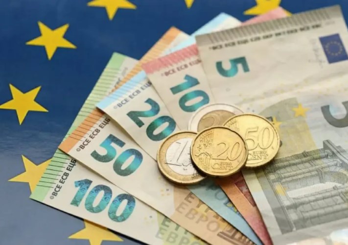 «رويترز»: ثلث الشركات الأوروبية الكبرى رفعت الأسعار استجابة لحرب إيران