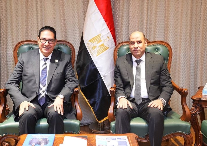 وزير العمل ورئيس جامعة القاهرة يبحثان التعاون في التدريب المهني وتأهيل الطلاب والخريجين
