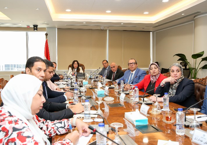 وزيرة الإسكان: الدفع بوتيرة تنفيذ محاور الإسكندرية ومشروع «التجلي الأعظم» وفق الجداول الزمنية