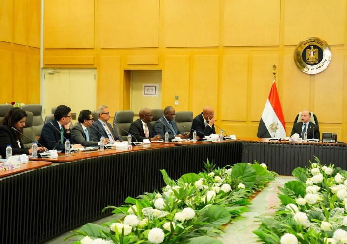 وزير الاستثمار يبحث مع «التمويل الدولية» تطوير بيئة الأعمال والتحول الرقمي