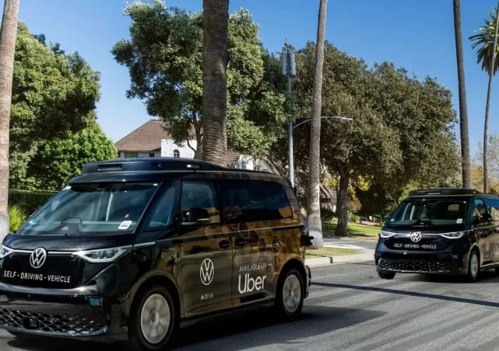 مومنتا 