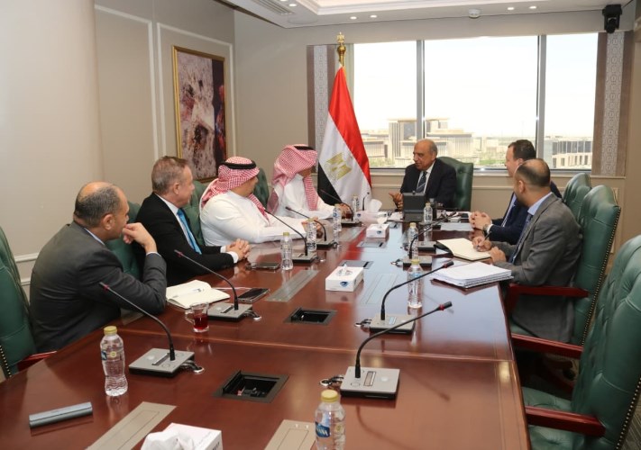 وزير الكهرباء يبحث مع «أكوا باور» السعودية تسريع تنفيذ مشروعات رياح بقدرة 2300 ميجاوات
