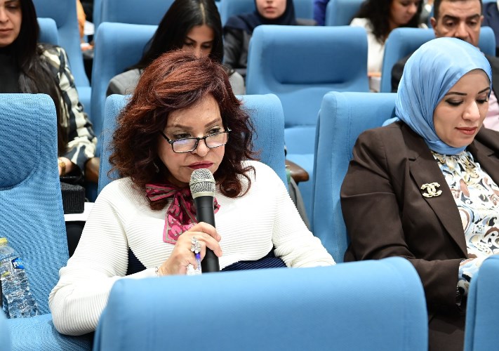 النائبة آمال عبد الحميد 