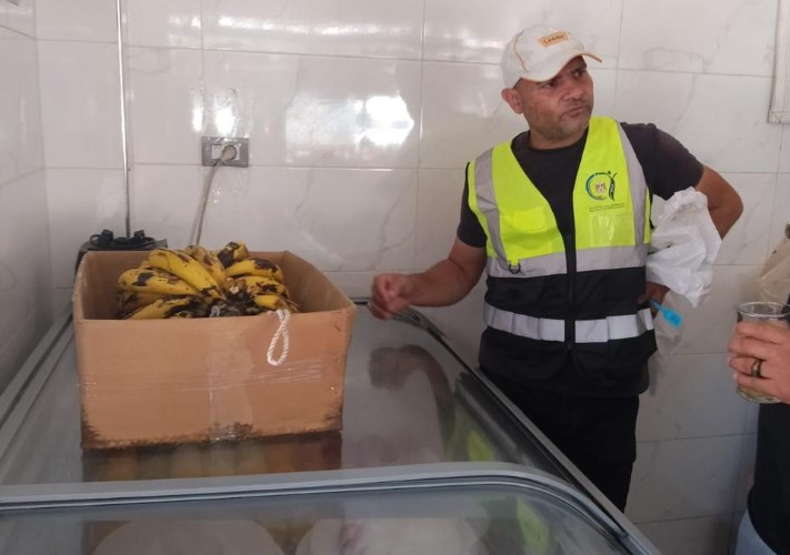 حملة تضبط  أغذية مغشوشه