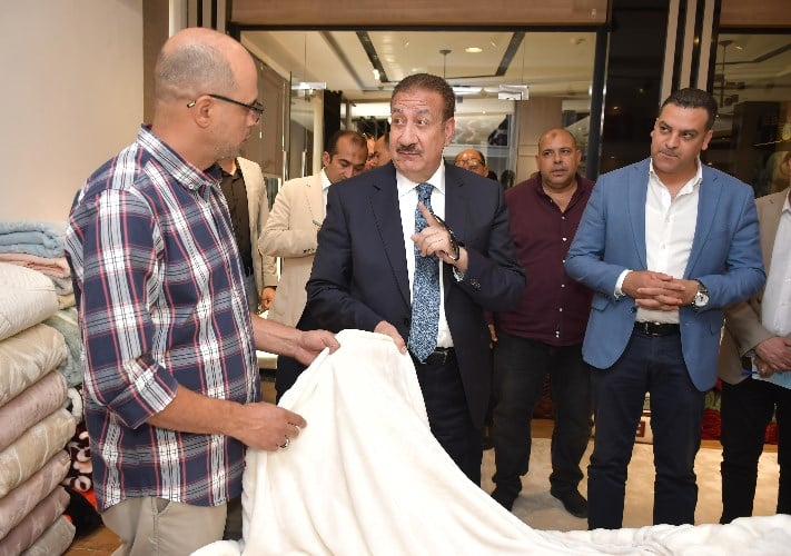 جولة المحافظ بالمنطقة الصناعية