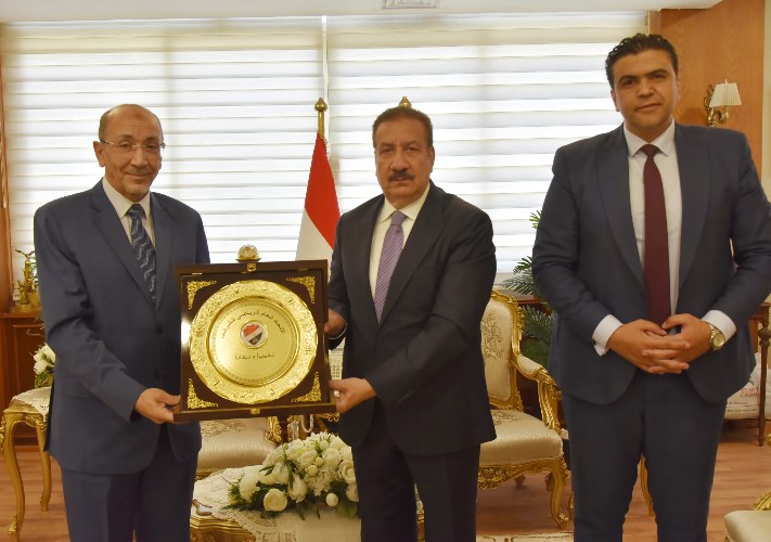 أبو ليمون يبحث مع هارون الاستعدادات الخاصة بإقامة بطولة الجمهورية للشركات