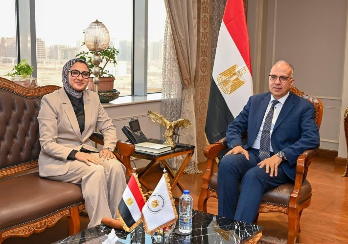 وزير الري ومحافظ الوادي الجديد