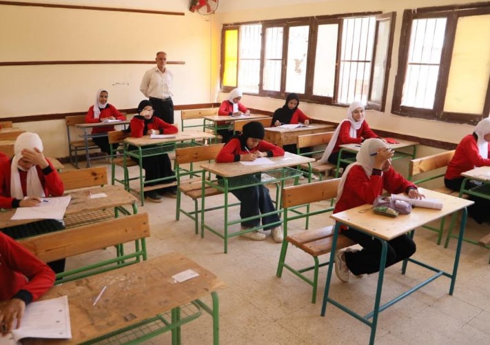 استعدادات مكثفة داخل لجان امتحانات الشهادة الإعدادية لاستقبال أكثر من مليوني طالب على مستوى الجمهورية وسط إجراءات تنظيمية وتأمينية مشددة