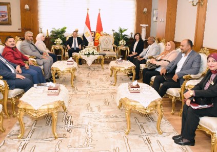 محافظ بورسعيد ووفد المبادرة