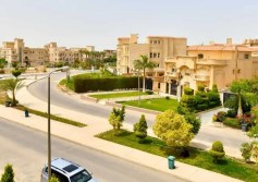منطقة خدمات القرنفل فيلات بالتجمع الأول