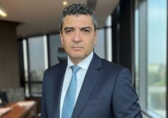 مصطفى القماش العضو المنتدب التنفيذي لشركة مصر لتأمينات الحياة