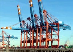 خطوط الحاويات 