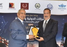 محافظ بورسعيد و رئيس الأكاديمية البحرية 