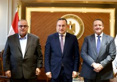 وزير التعليم العالي يبحث مع نقيب المهندسين تعزيز الابتكار وربط البحث العلمي باحتياجات الصناعة وسوق العمل